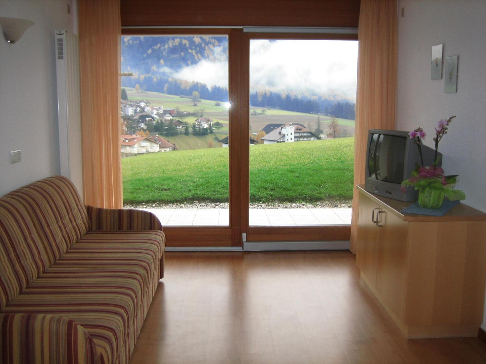 Garni - Appartement Neumairhof Rasun Anterselva Exterior foto