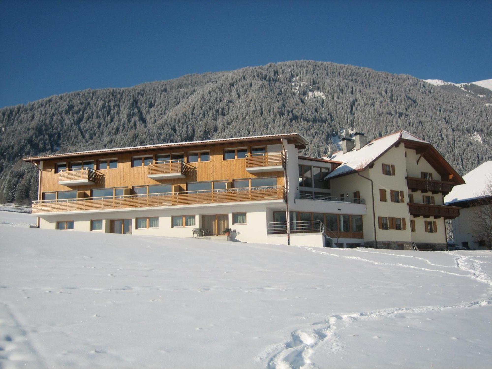 Garni - Appartement Neumairhof Rasun Anterselva Exterior foto